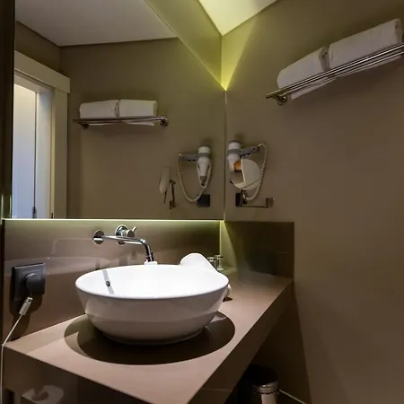 Avenida Boutique 4* فيزيو