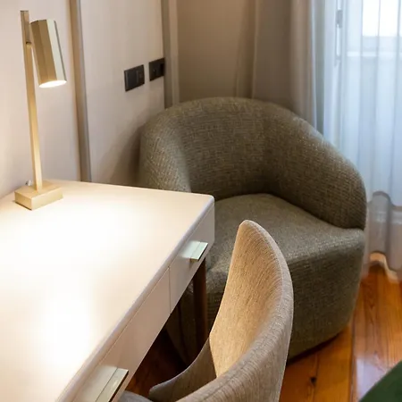 Avenida Boutique Hotel 4*