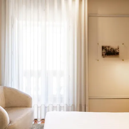 酒店 Avenida Boutique 4*