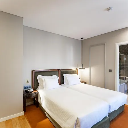 Avenida Boutique 4*