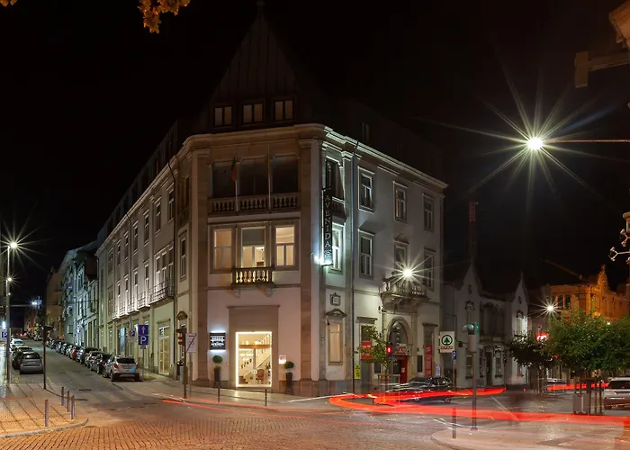 Avenida Boutique ホテル 4*