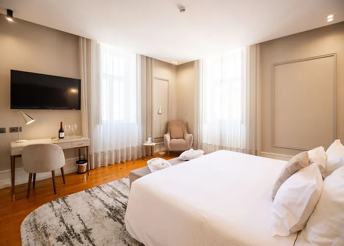 ホテル Avenida Boutique 4*